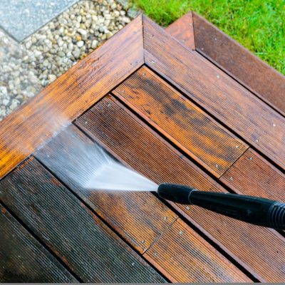 pressure washing wood